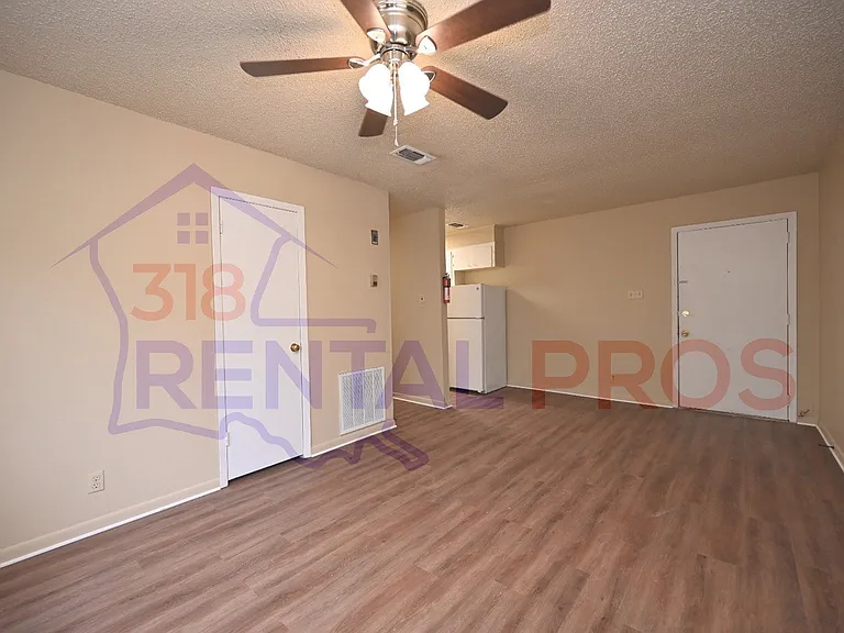 1701 W California Ave — Photo 13