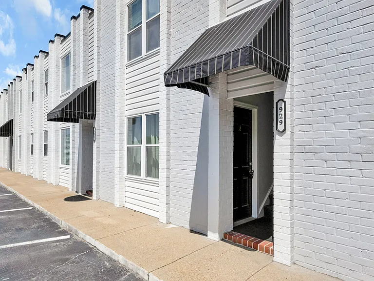 929 Pacific Ave #A — Photo 2
