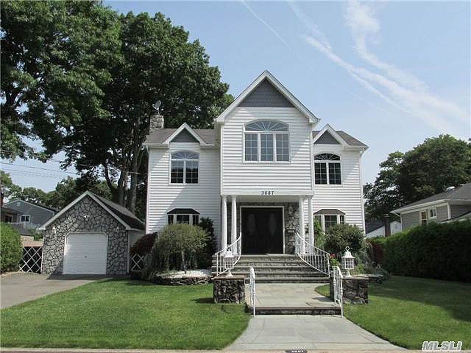 1st image of 3687 Carrollton Ave