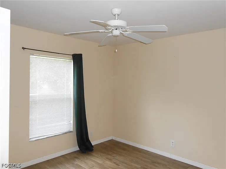 1221 Belair St E — Photo 11