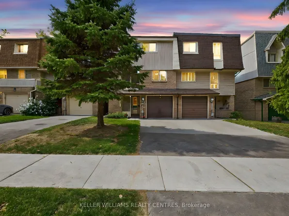 100 Poplar Cres, Aurora, ON L4G 3L3