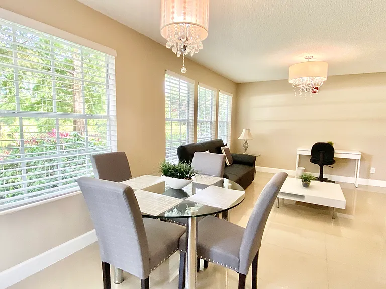 11520 Westwood Blvd #513 — Photo 5