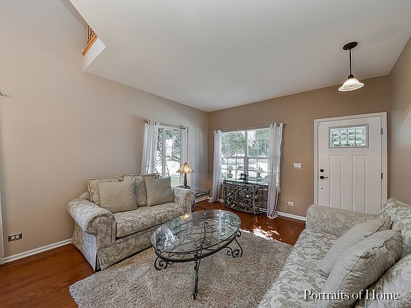 4th image of 2249 Margaret Dr