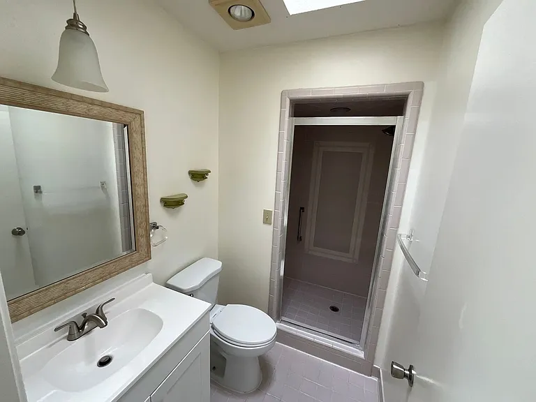 4050 Linwood Dr — Photo 15