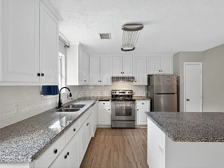 16350 Many Trees Ln — Photo 13
