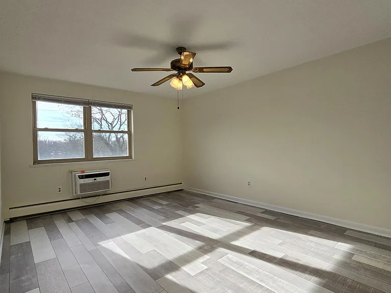111 Chestnut St #609 — Photo 17