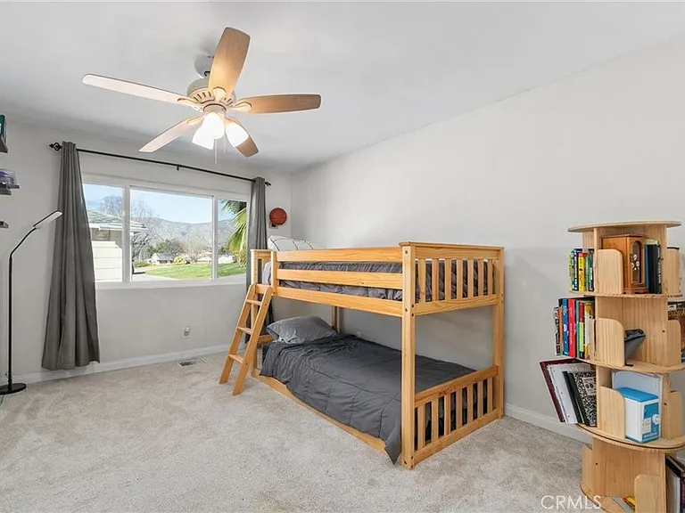 11758 Grant Dr — Photo 33