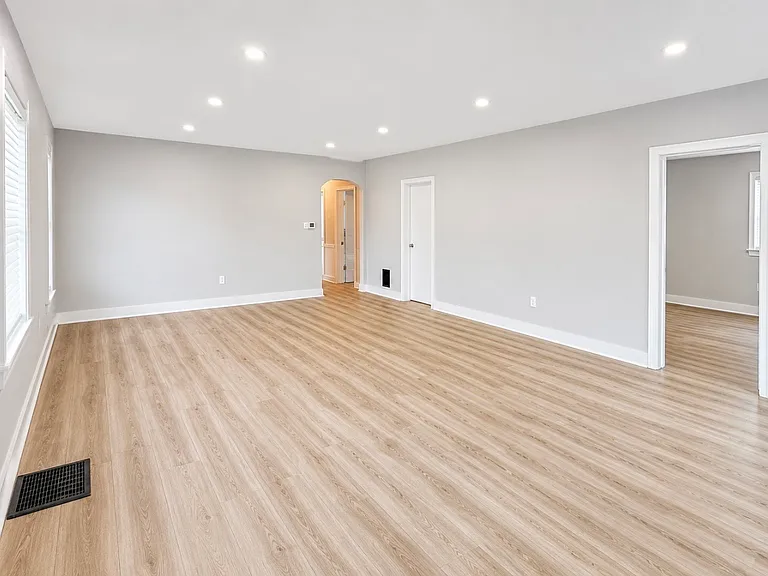 2019 Northeast Ave #1 — Photo 7