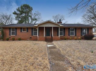 1007 Speake Rd NW, Huntsville, AL 35816