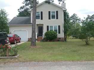 103 Kristin Ave, Spring Lake, NC 28390