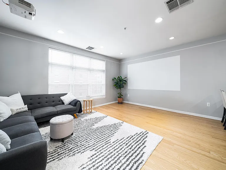 1300 Grand St — Photo 3