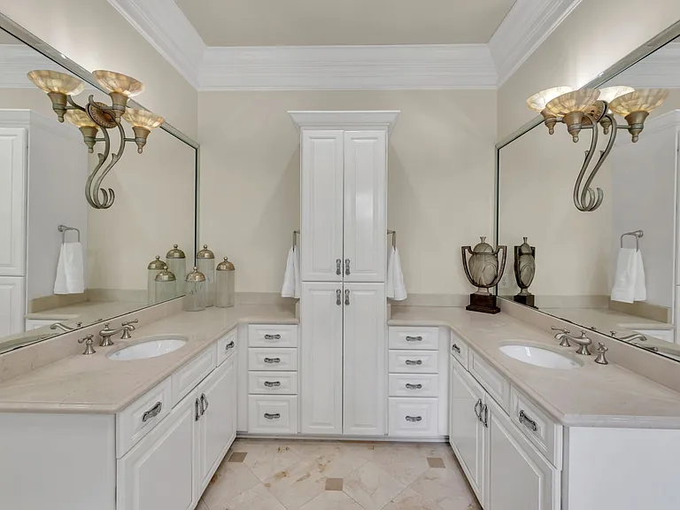 3205 Woodlawn Dr — Photo 26