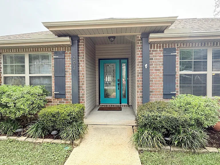 202 Starfish Rd — Photo 3