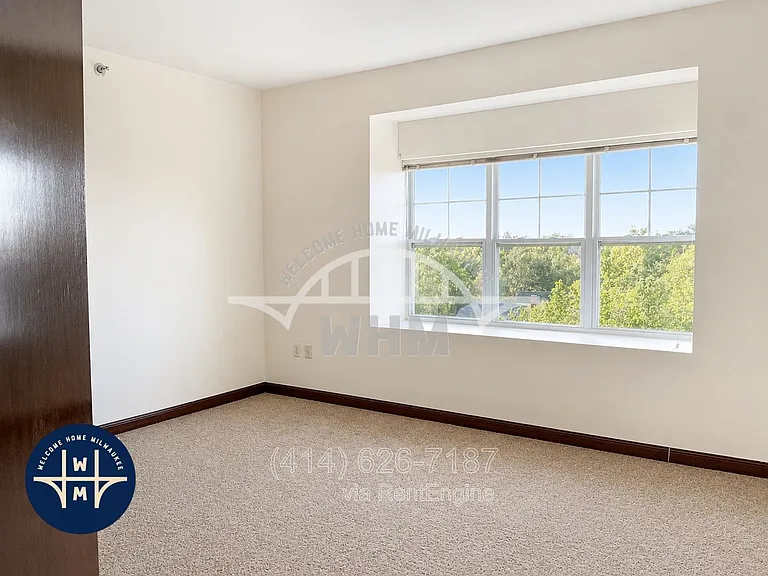 6330 W Greenfield Ave #409 — Photo 4