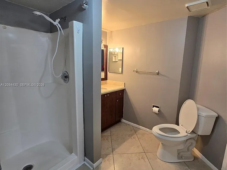 9731 Fontainebleau Blvd #F114 — Photo 9