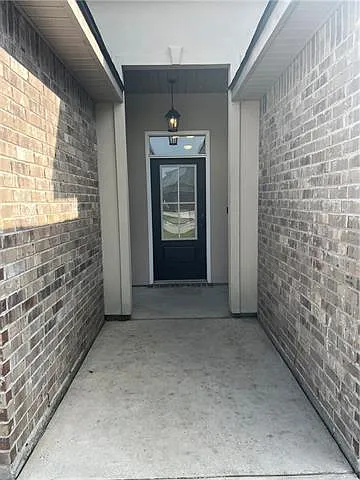 557 Claiborne Trails Dr — Photo 4