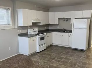 9035 62nd Ave #1A, Grande Prairie, AB T8W2M5