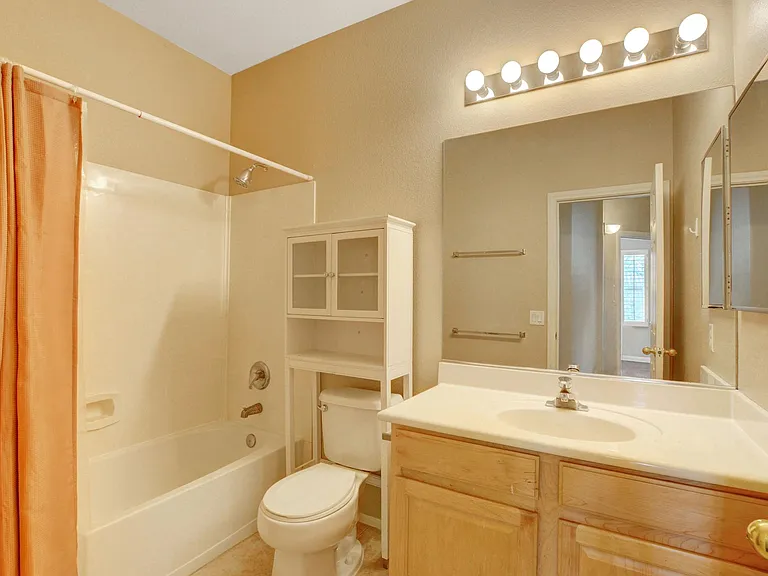 11156 Dell Cliffs Ct — Photo 17