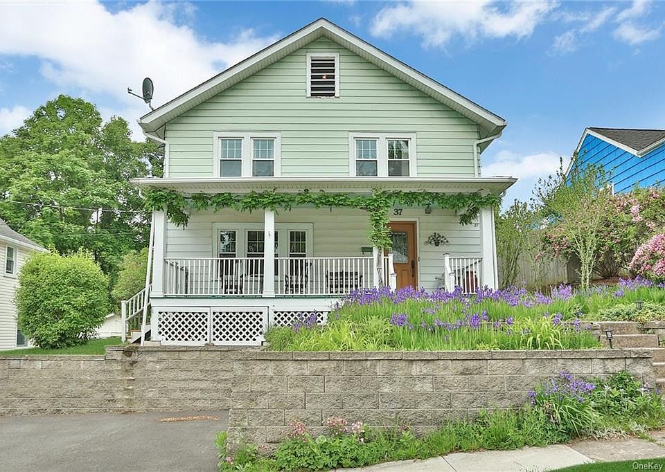 1st image of 37 Palmer Ave
