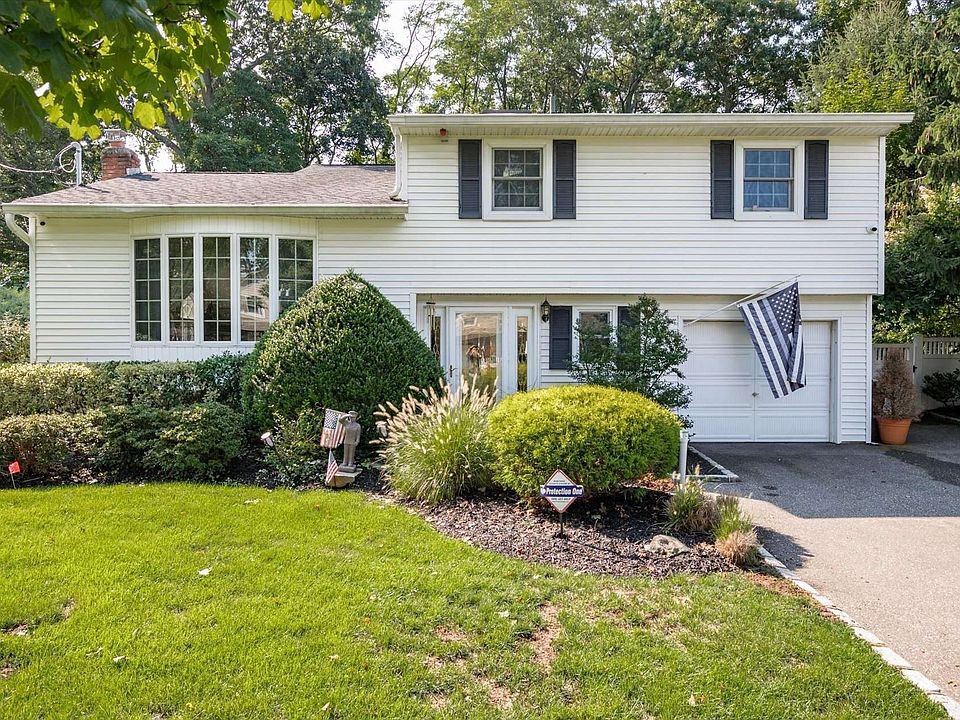 36 Holiday Park Drive, Hauppauge, NY 11788 Zillow