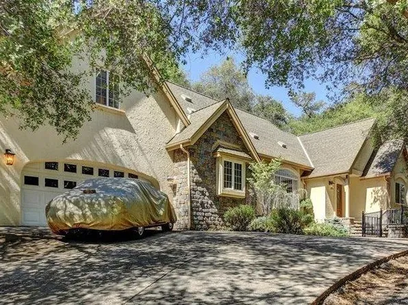 13669 Hemlock Dr, Penn Valley, CA 95946