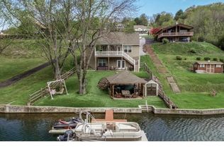 1932 Wynonah Dr, Auburn, PA 17922