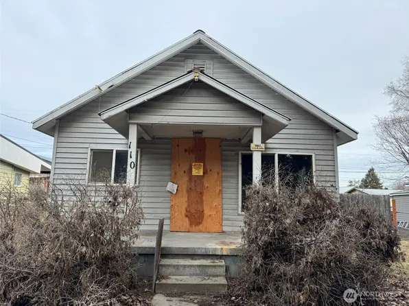 110 Elm Street N, Omak, WA 98841