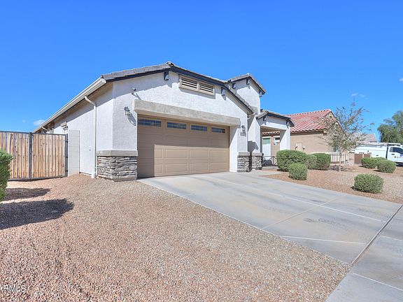 3rd image of 40968 W CRANE Drive