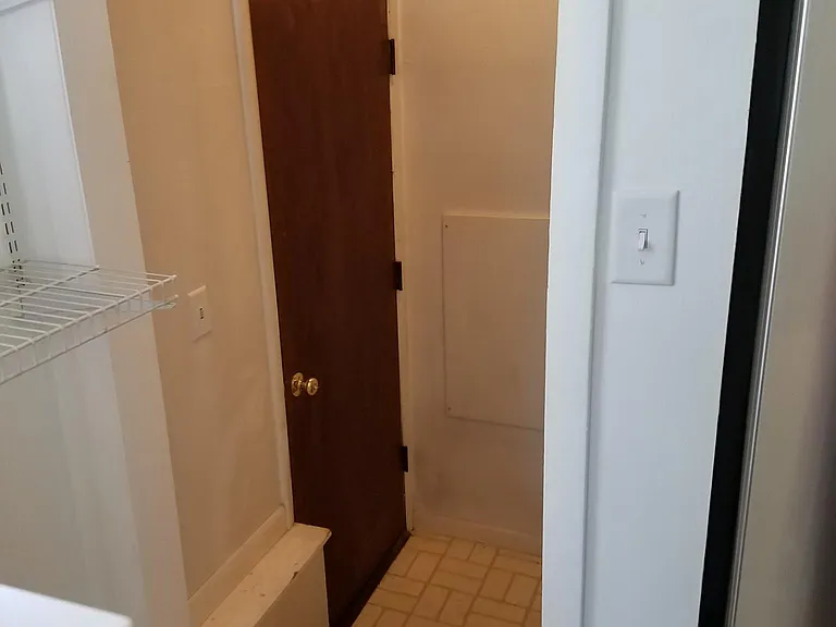 521 N Hagadorn Rd — Photo 31