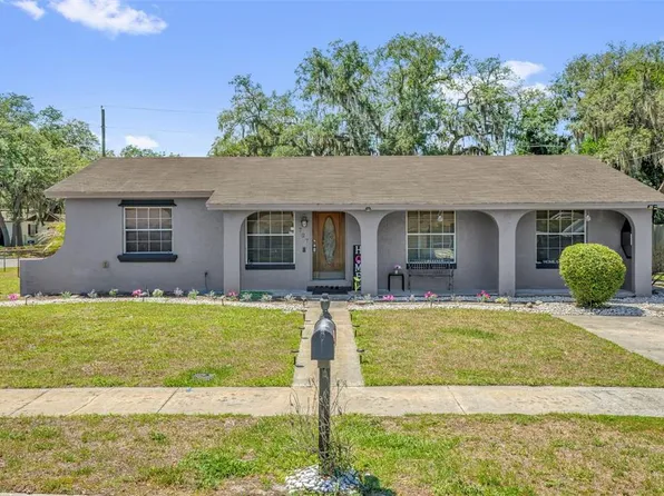 727 Baywood Cir, Sanford, FL 32773
