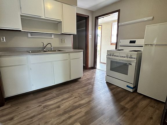 3rd image of 614 S 4th St #2