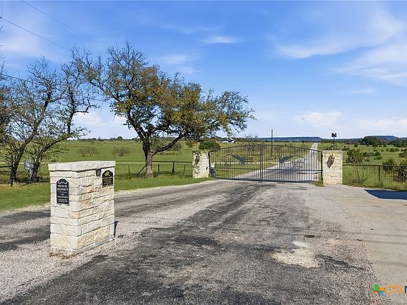 4th image of 1060 Whitetail Ridge Dr