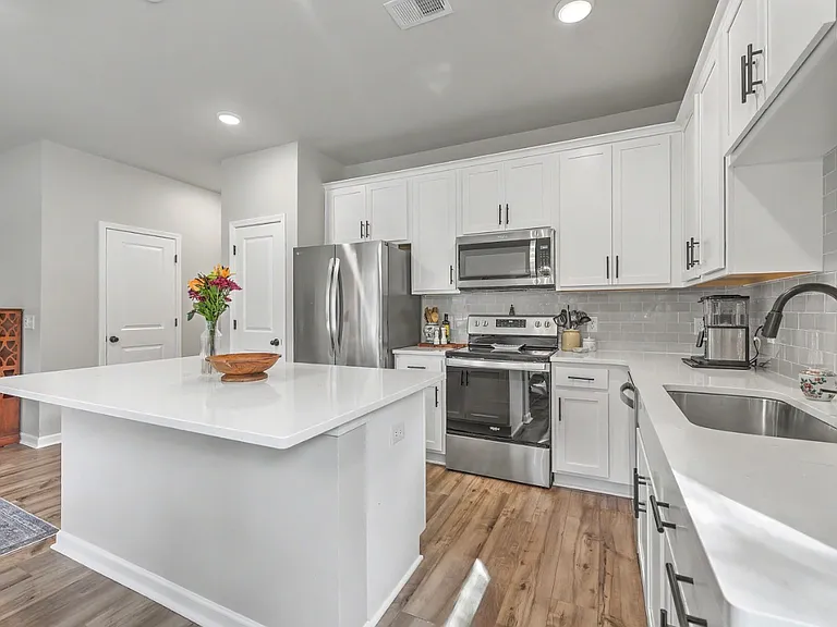 8354 Childs Cv — Photo 7