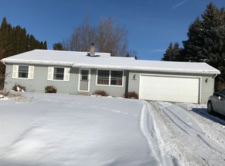 W4426 River Bend Dr, Lima, WI 53093