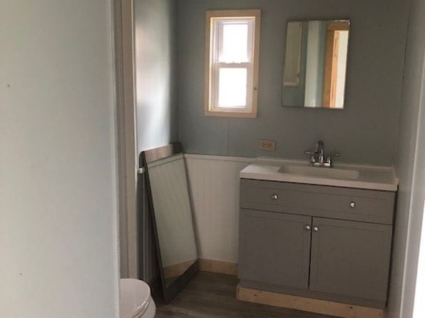 23 Gilmore Ln, Stoneboro, PA 16153