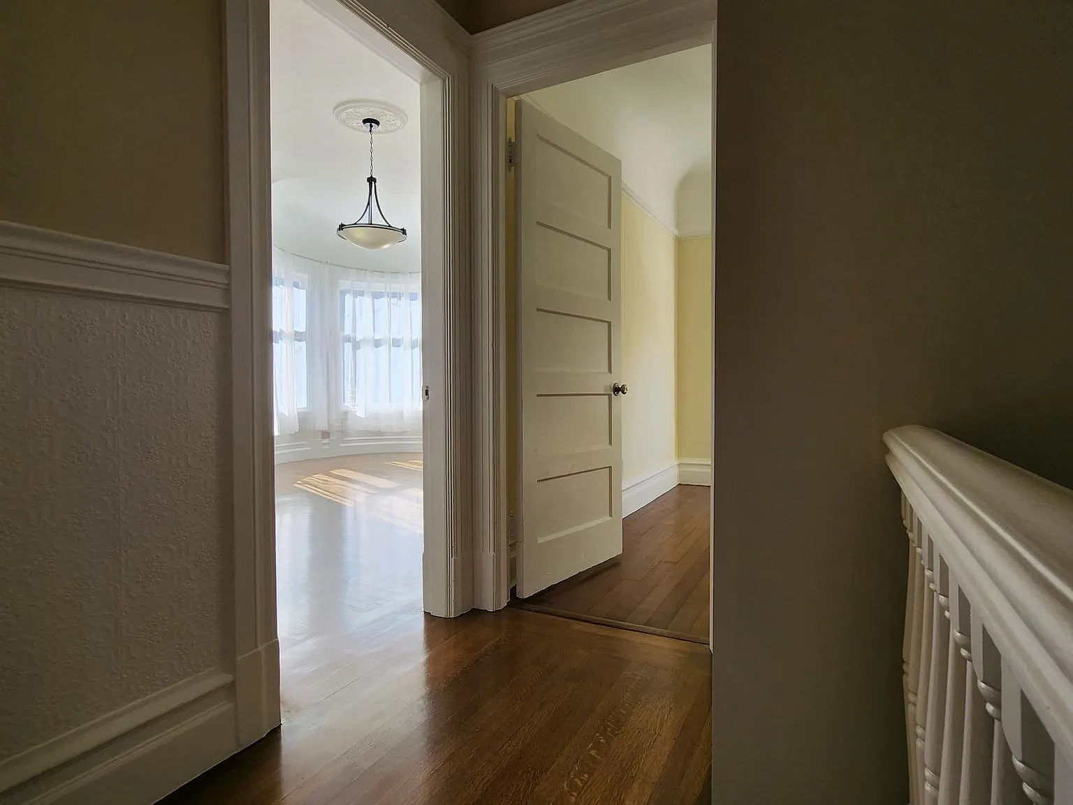 4 bed, 1500 sqft, $8,500 — Photo 1