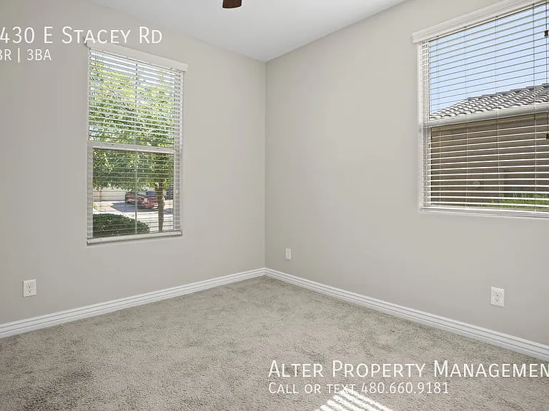 2430 E Stacey Rd — Photo 26