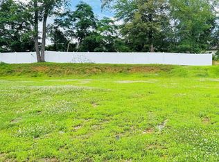 191 Hunters Ridge Dr, Paducah, KY 42001