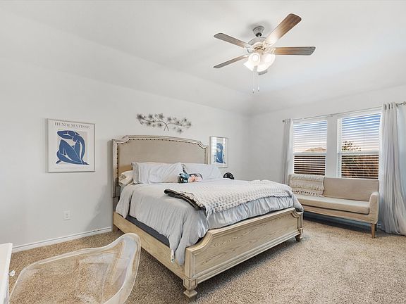 4th image of 3257 Trails End Rd