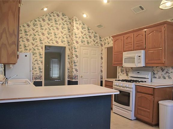 5th image of 2773 Crystal Glenn Cir