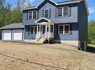 9 Richard Rd, Sidney, ME 04330