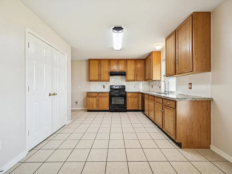 6227 Sentry Park Ln — Photo 14
