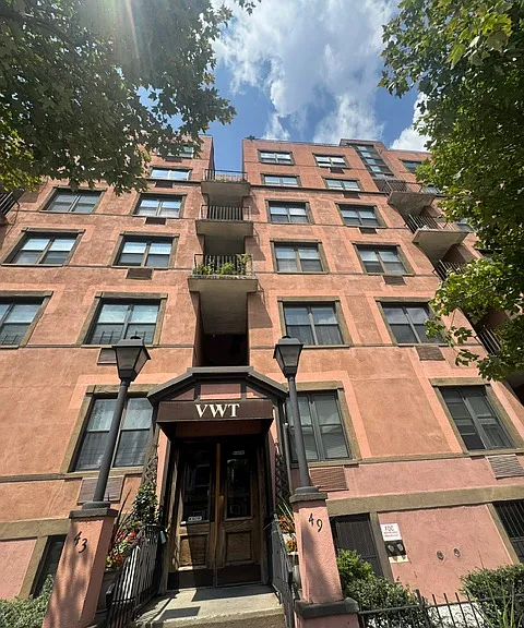 43-49 Van Wagenen Ave #3F — Photo 1