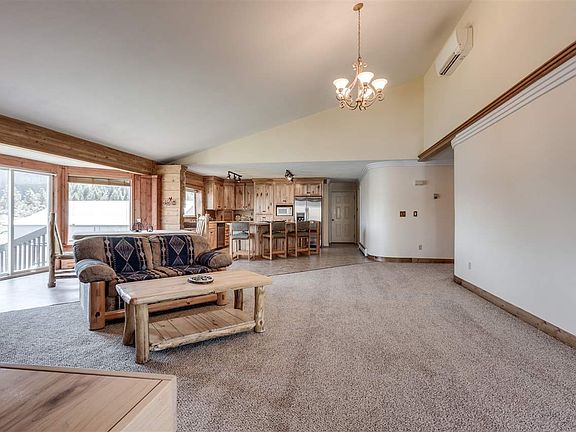 2nd image of 25697 Lincoln Hill Pl E