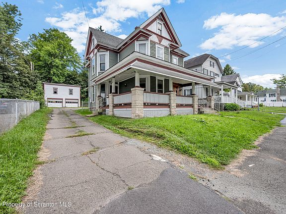 4th image of 120 Park St