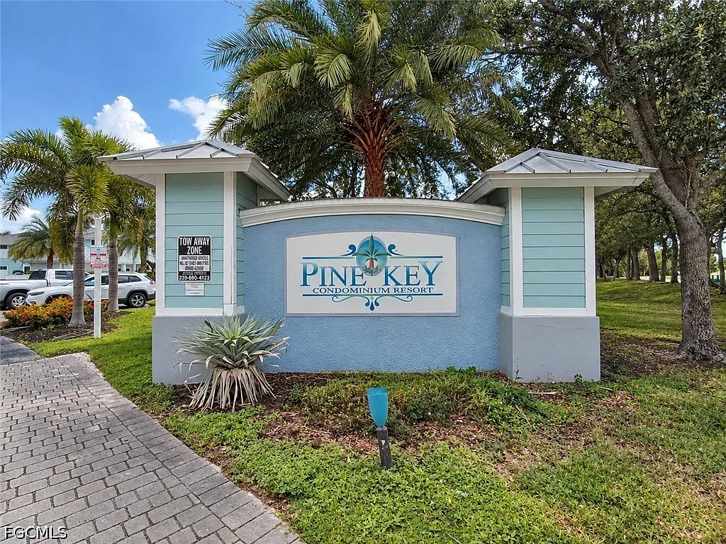 2 bed, 2.0 bath, 1199 sqft, $1,500 — Photo 2