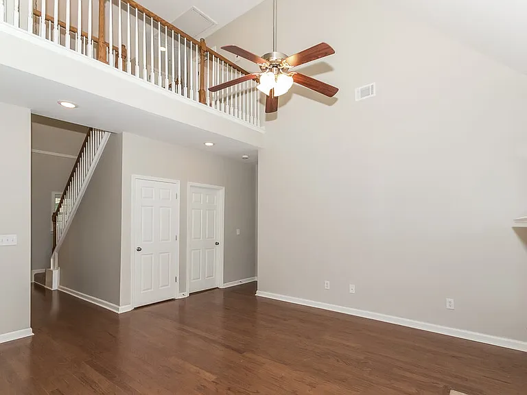 34 Cliffhaven Cir — Photo 4