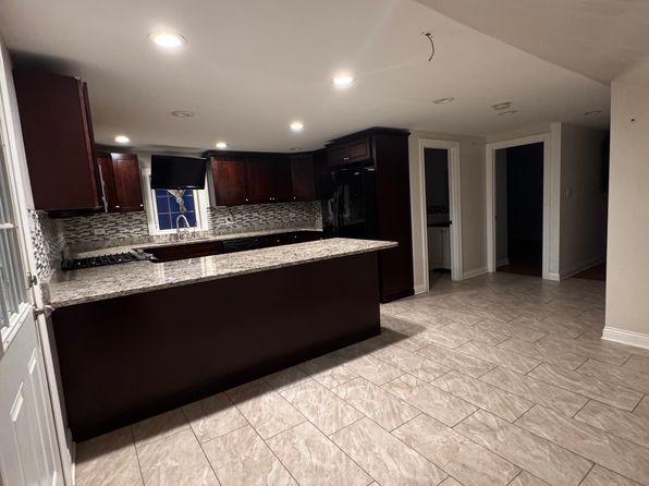 218 S 13th Ave #2