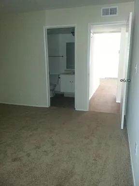 Villa Gardens Apts - Carmel Palm, LP — Photo 8