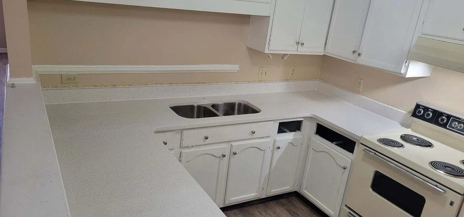 3 bed, 1935 sqft, $1,900 — Photo 3